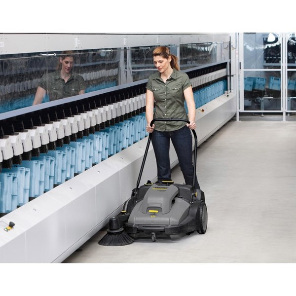Karcher KM 70/30 C Bp ADV Sweeper