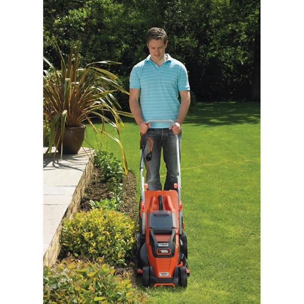 Black & Decker EMAX34i EdgeMax 34cm Electric Lawn Mower (Hand Propelled)