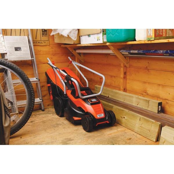 Black & Decker EMAX34i EdgeMax 34cm Electric Lawn Mower (Hand Propelled)
