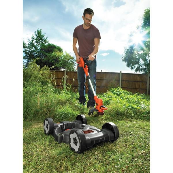 Black & Decker ST5530CM 3-in-1 550W Strimmer with City Mower Deck