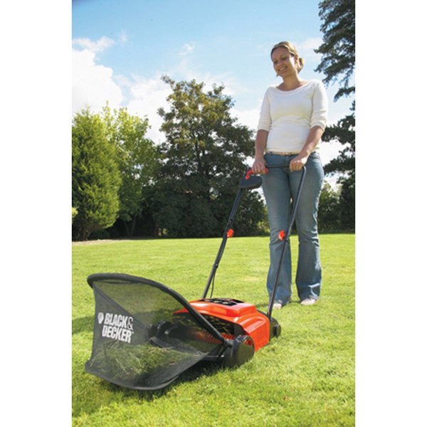 Black & Decker GD300 600w Lawnraker