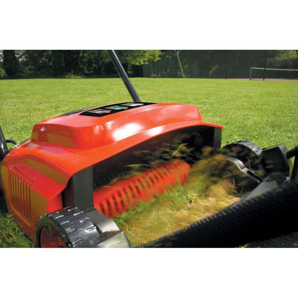 Black & Decker GD300 600w Lawnraker