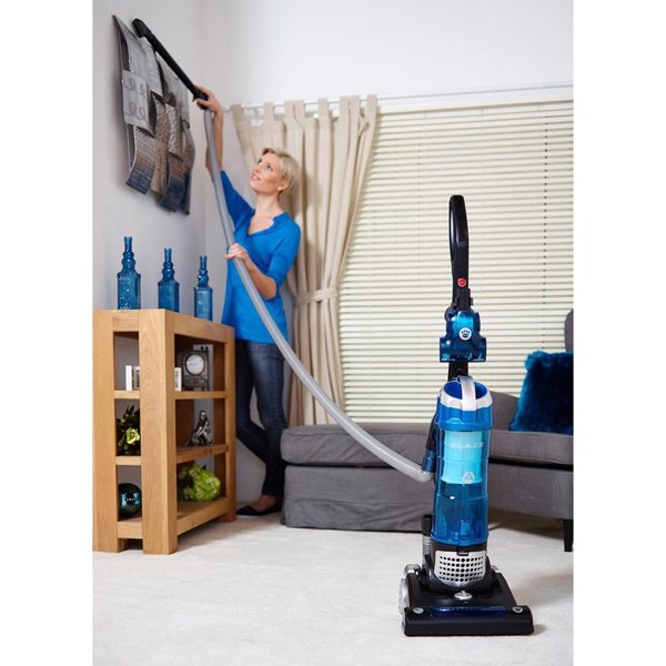 Hoover Blaze Bagless Upright Vacuum