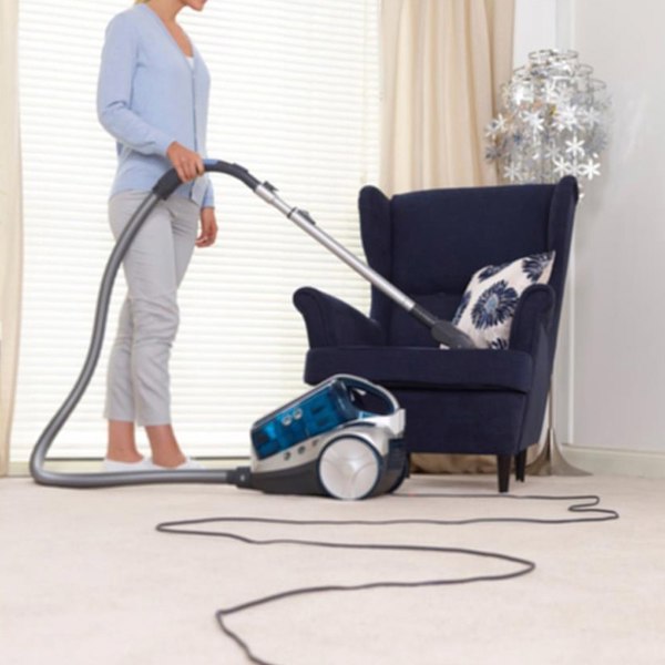 Hoover Turbo Power Bagless Pets Cylinder Vacuum