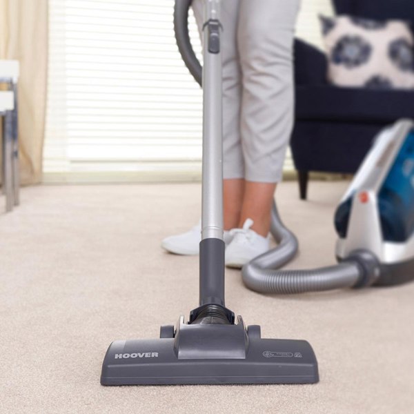 Hoover Turbo Power Bagless Pets Cylinder Vacuum