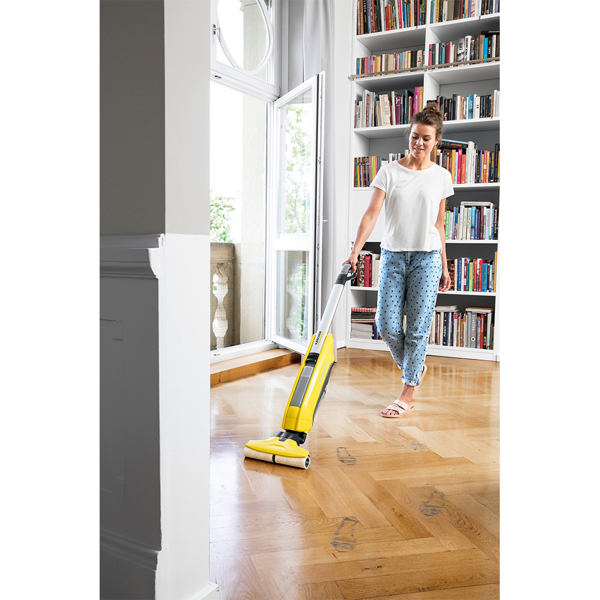 Karcher FC 5 Cordless Hard Floor Cleaner, Yellow 25.2V Lithium Ion Battery