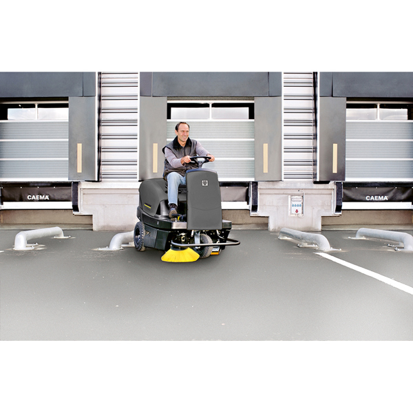 Karcher KM 100/100 R Lpg Vacuum Sweeper