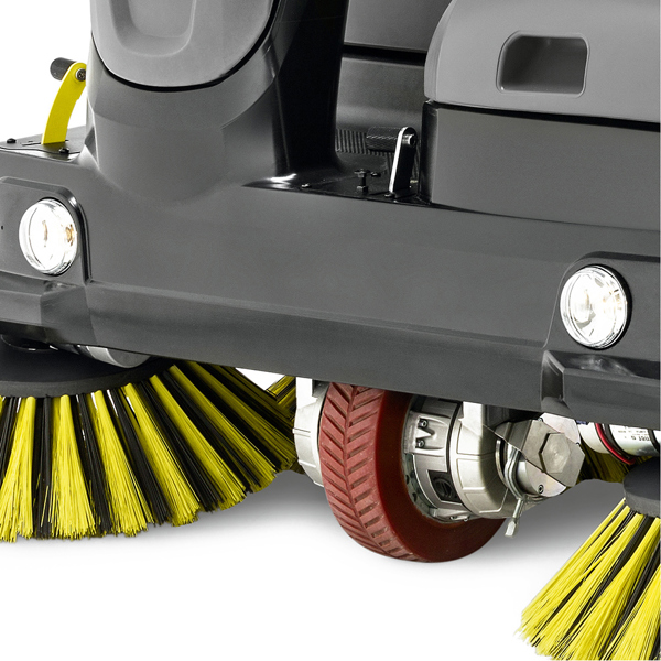 Karcher KM 125/130 R D + KSSB Vacuum Sweeper