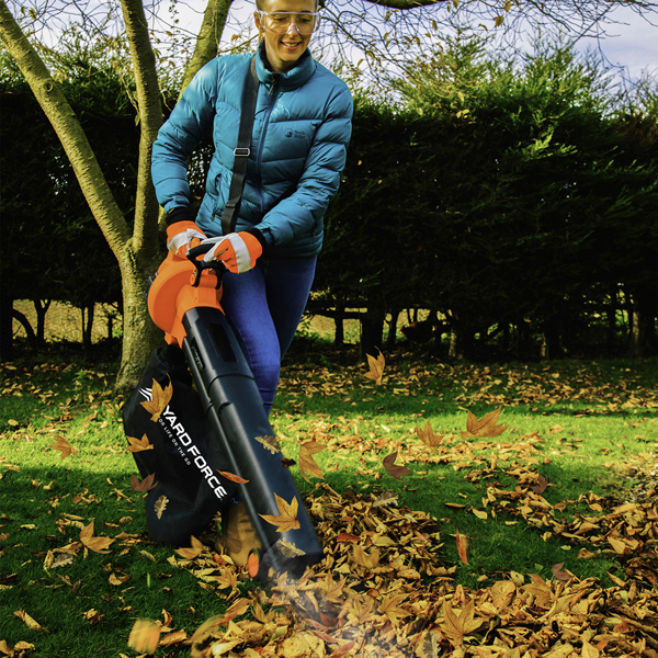 Yard Force LB C20B 40V 3 in 1 Cordless Blower Vacuum with Batteries Charger