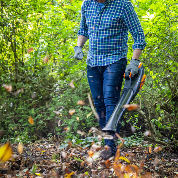 Yard Force LB G18 40V Cordless Leaf Blower with Battery & Charger 