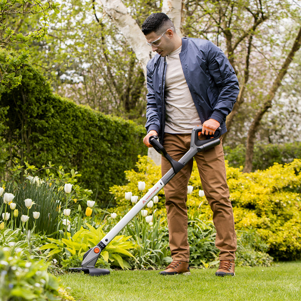 Yard Force iFlex 12V 23cm 2-in-1 Cordless Lawn Mower & Grass Trimmer with Battery & Charger