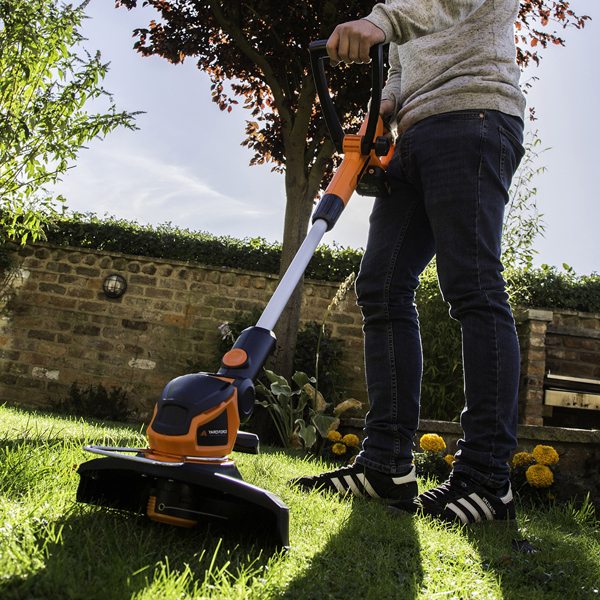 Yard Force LT C25 20V Cordless Grass Trimmer with Battery & Charger