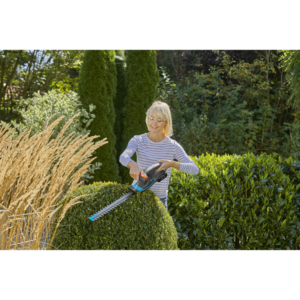 Gardena EasyCut 40/18V P4A 40cm 18V Cordless Hedge Trimmer (Bare)