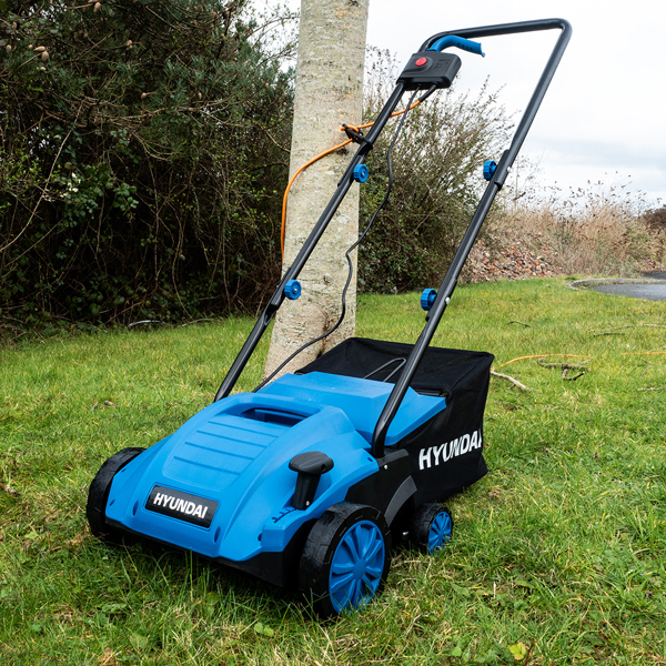 Hyundai HYSC1532E 32cm Electric Aerator & Scarifier