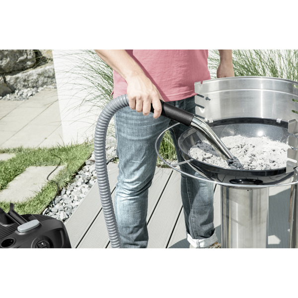 Karcher AD 2 Ash Vacuum