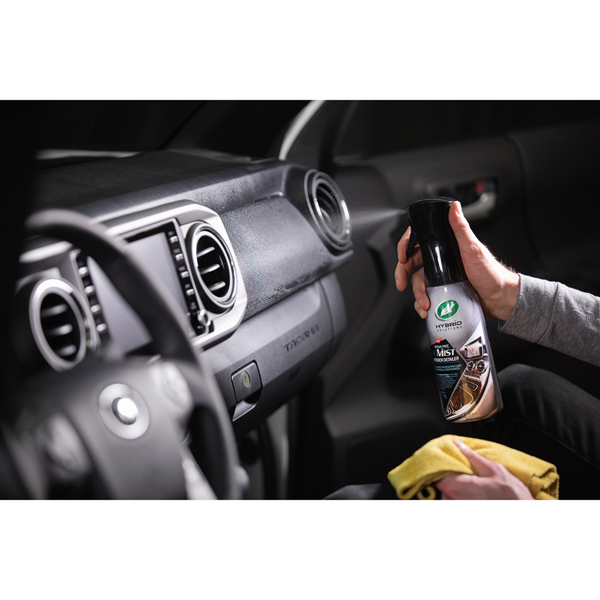 Turtle Wax Hybrid Solutions Streak-Free Mist Interior Detailer (591ml)