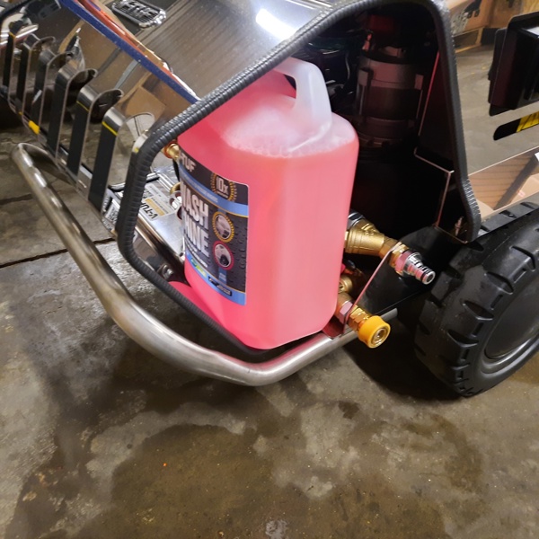 V-TUF RAPID MSHF 240v Professional Hot Water Industrial Mobile Pressure Washer with COMMERCIAL FOAM SYSTEM