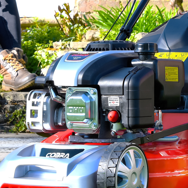 Cobra M40CVX 40cm Petrol Lawn Mower (Hand Propelled)