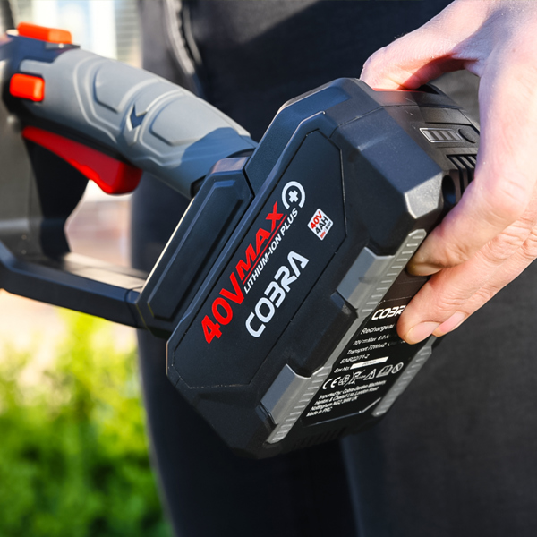 Cobra HT55040VX 60cm 40V Cordless Hedge Trimmer with Battery & Charger