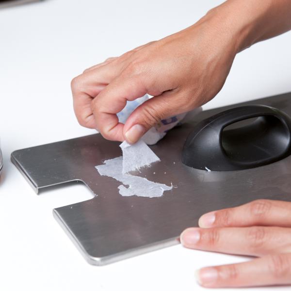 HG Sticker Remover with Microfibre Cloth