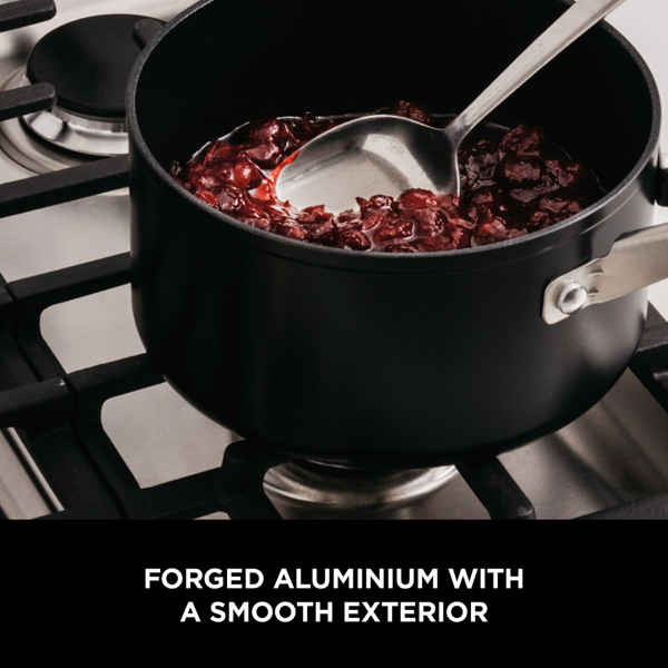 Ninja ZEROSTICK Essentials 20cm Saucepan with Lid C10220UK