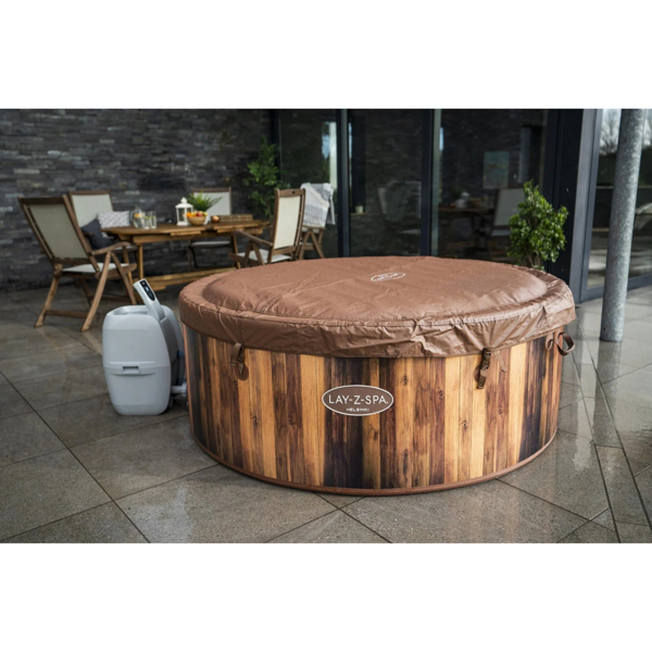 Lay-Z-Spa Helsinki AirJet Hot Tub