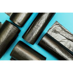 18 X 29 X 39 - 140G BLACK SACKS ON ROLL thumbnail