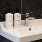 Au Lait Hand Wash (6 x 300ml) thumbnail