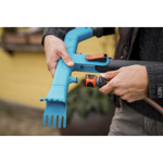 Gardena CombiSystem Gutter Cleaner with Telescopic Handle thumbnail