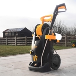 V-TUF V7 240v 195Bar, 7.2L/min Tough DIY Electric Pressure Washer - With Pro Patio & Car Cleaner Kit thumbnail