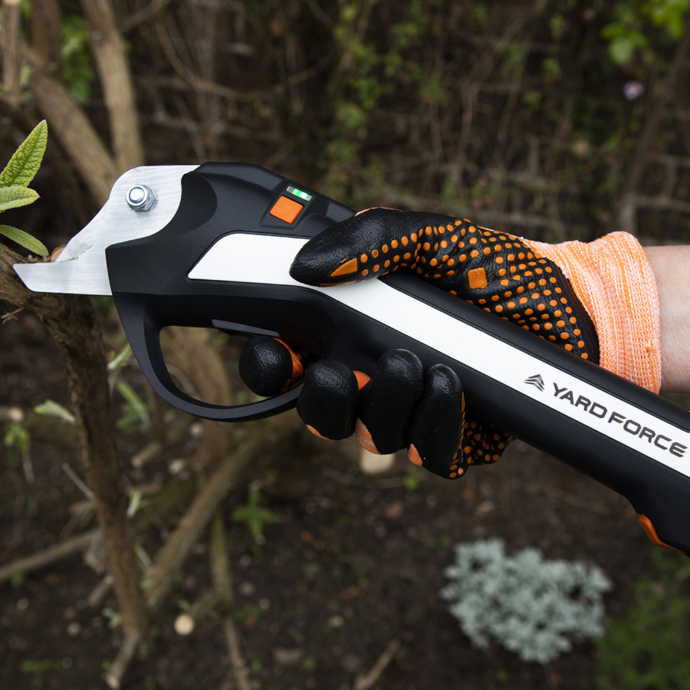 Yard Force VITA Cordless Garden Tool Kit Shrub Trimmers CleanStore